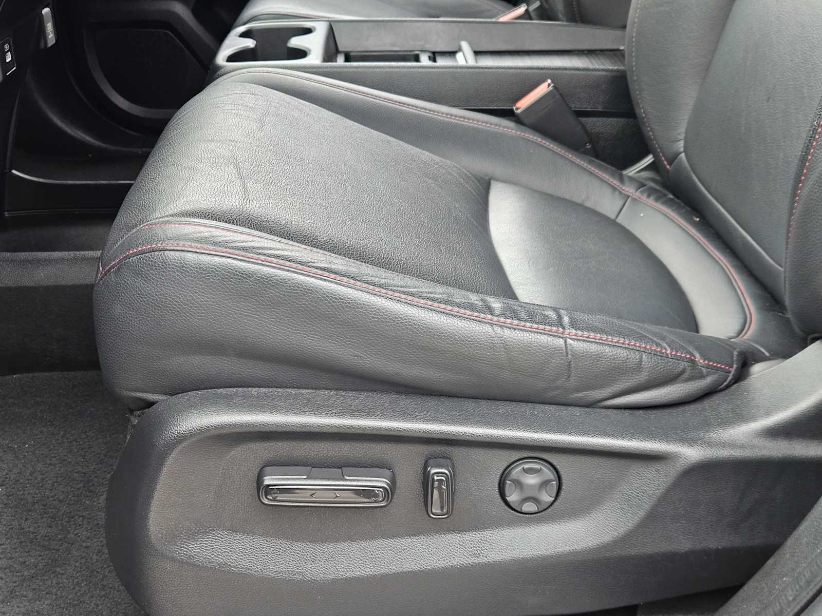 Thumbnail: 2023 Honda Odyssey - 24