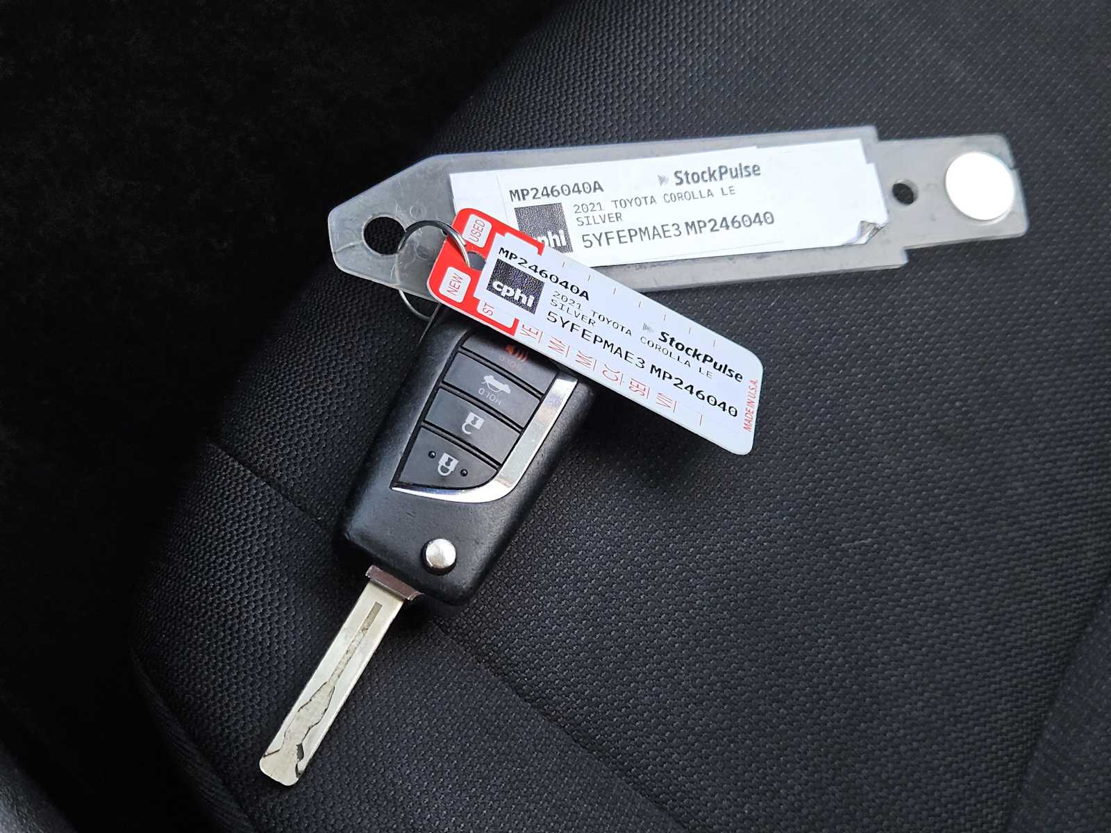 Thumbnail: 2021 Toyota Corolla - 31