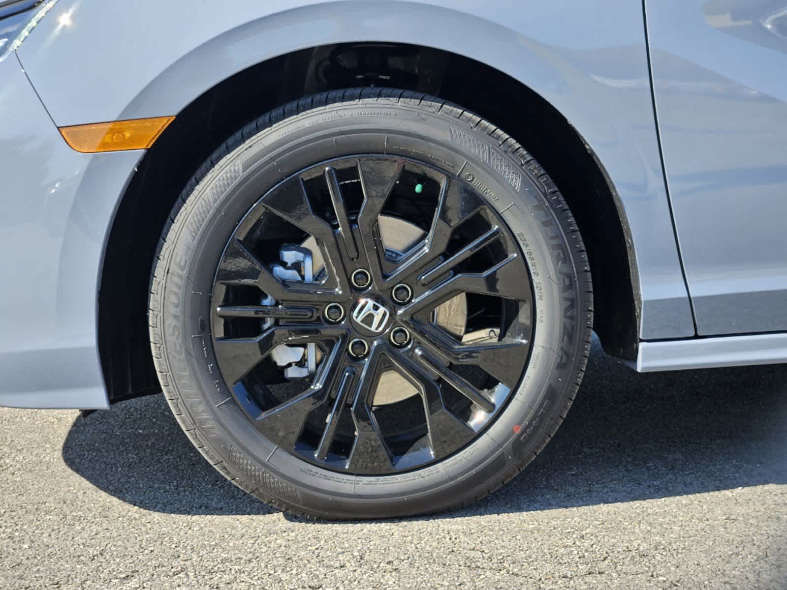 2025 Honda Odyssey Sport 8