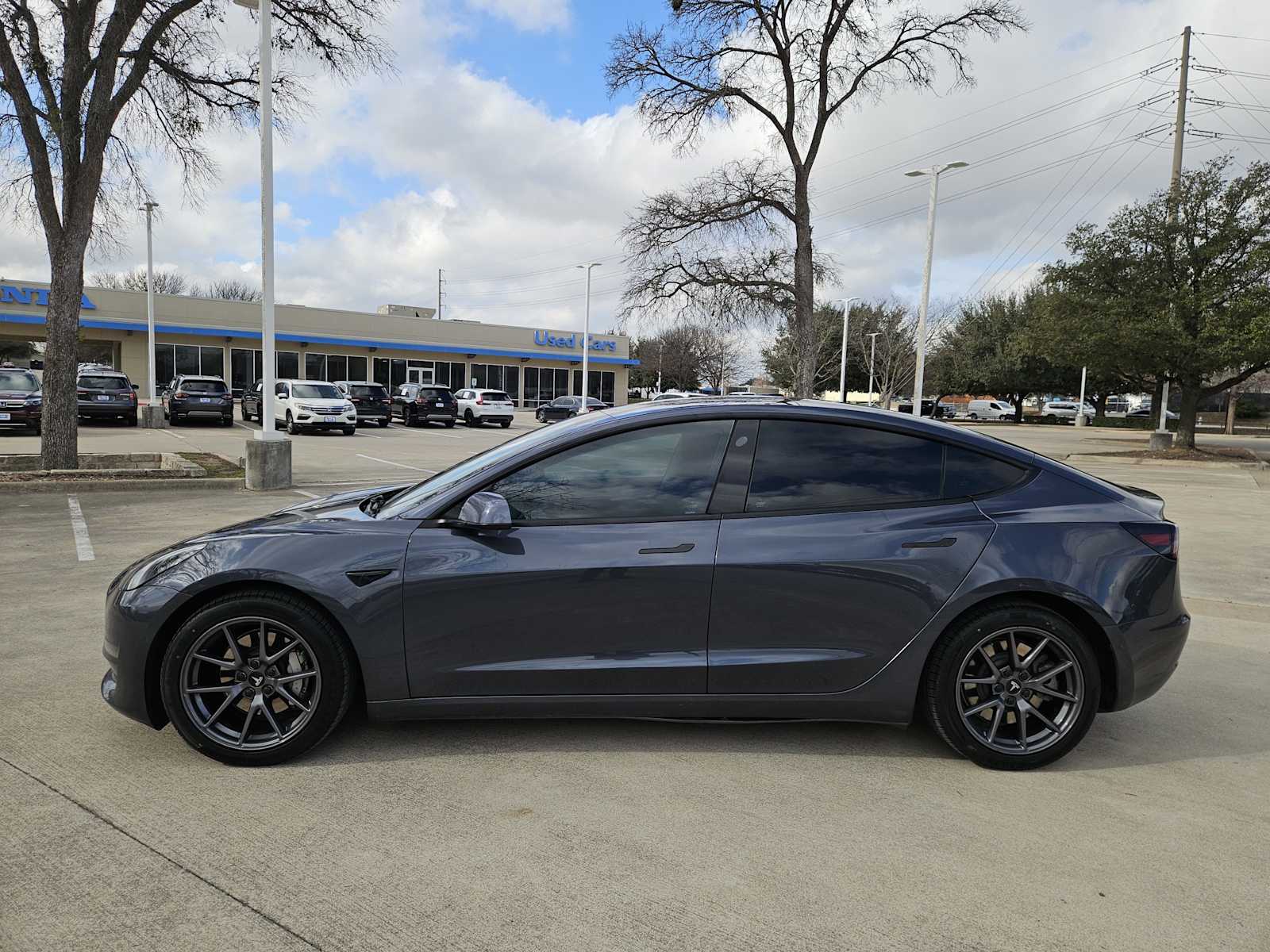 Thumbnail: 2022 Tesla Model 3 - 4