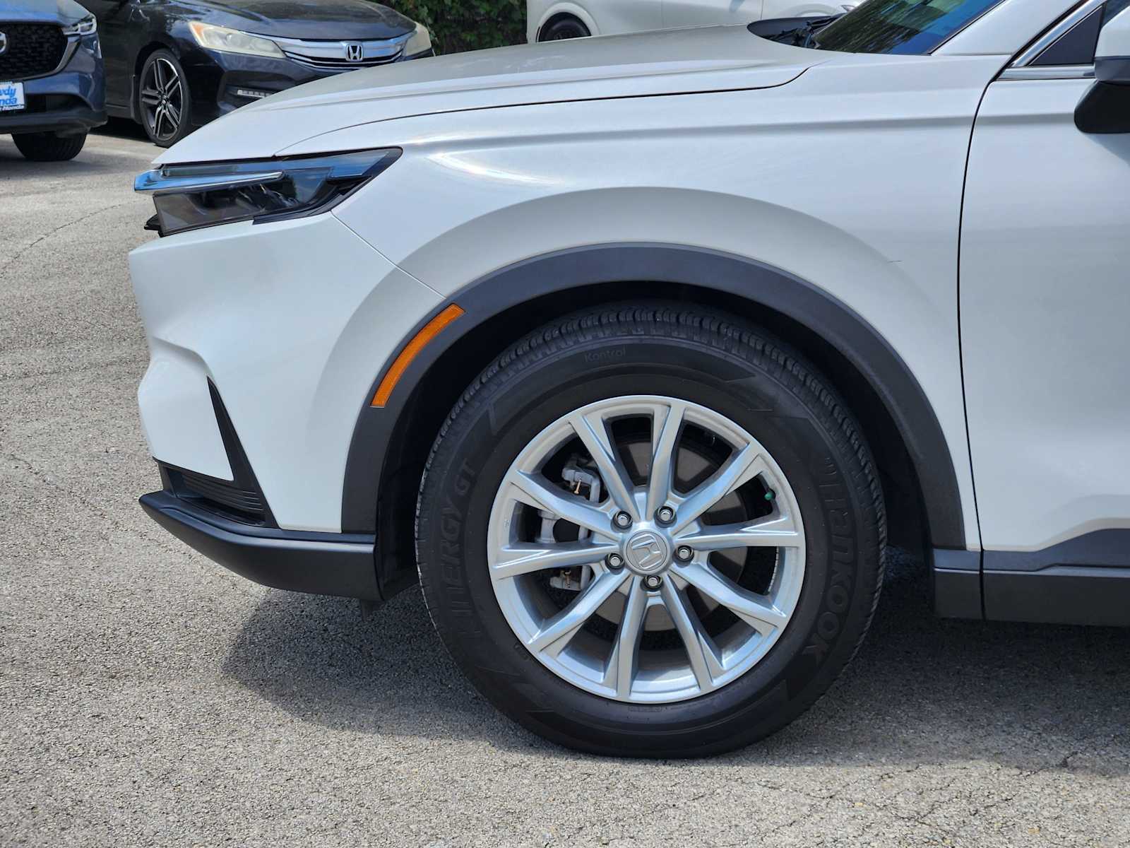 2025 Honda CR-V EX - Photo 8