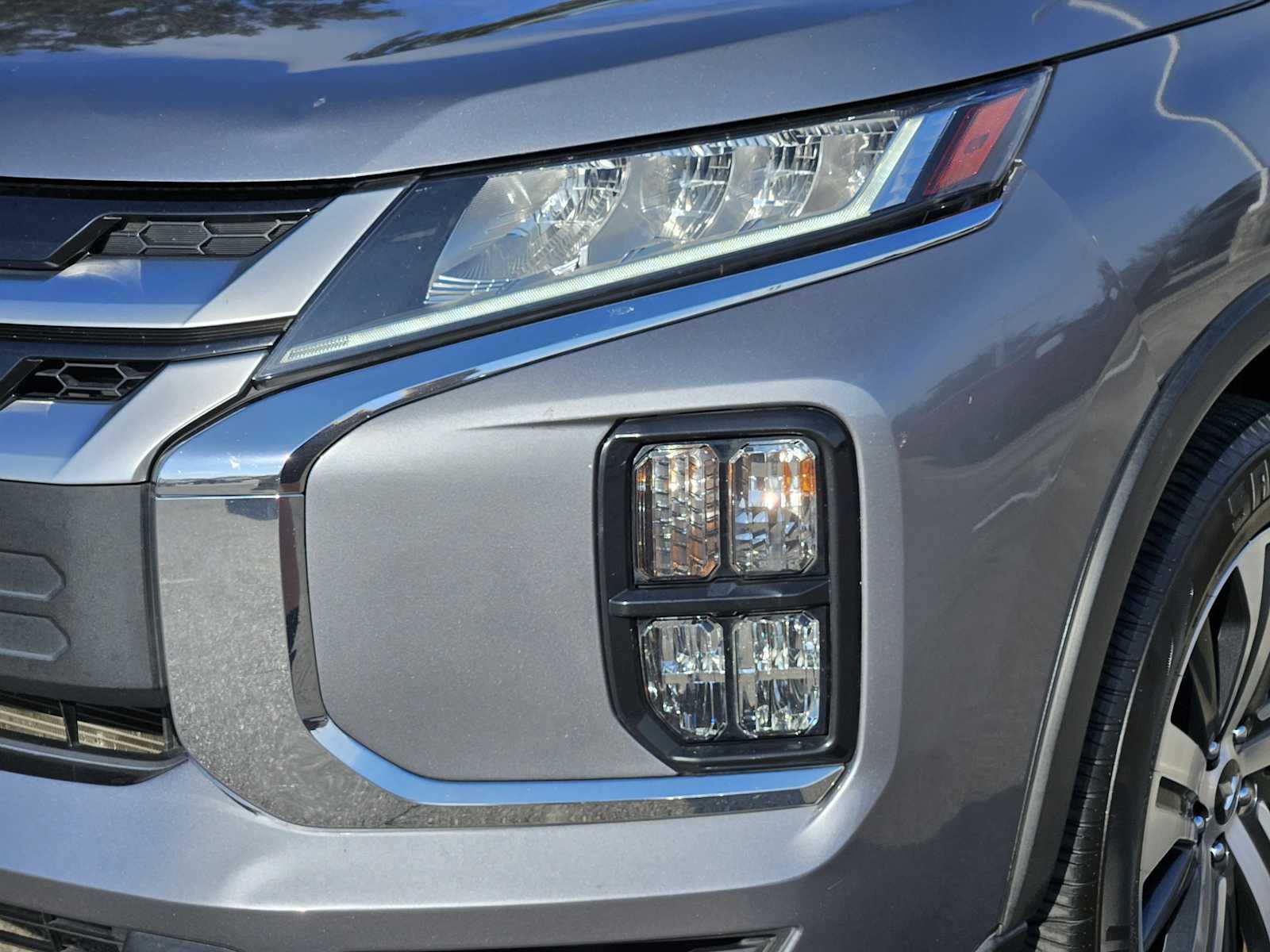 Thumbnail: 2021 Mitsubishi Outlander Sport - 7