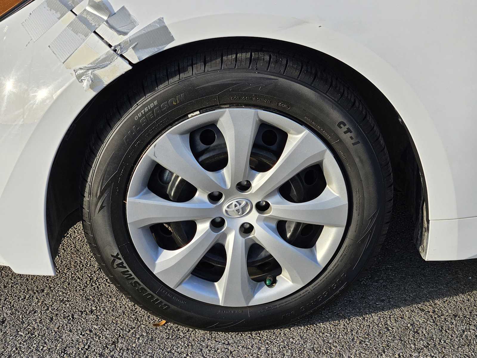 Thumbnail: 2023 Toyota Corolla - 9