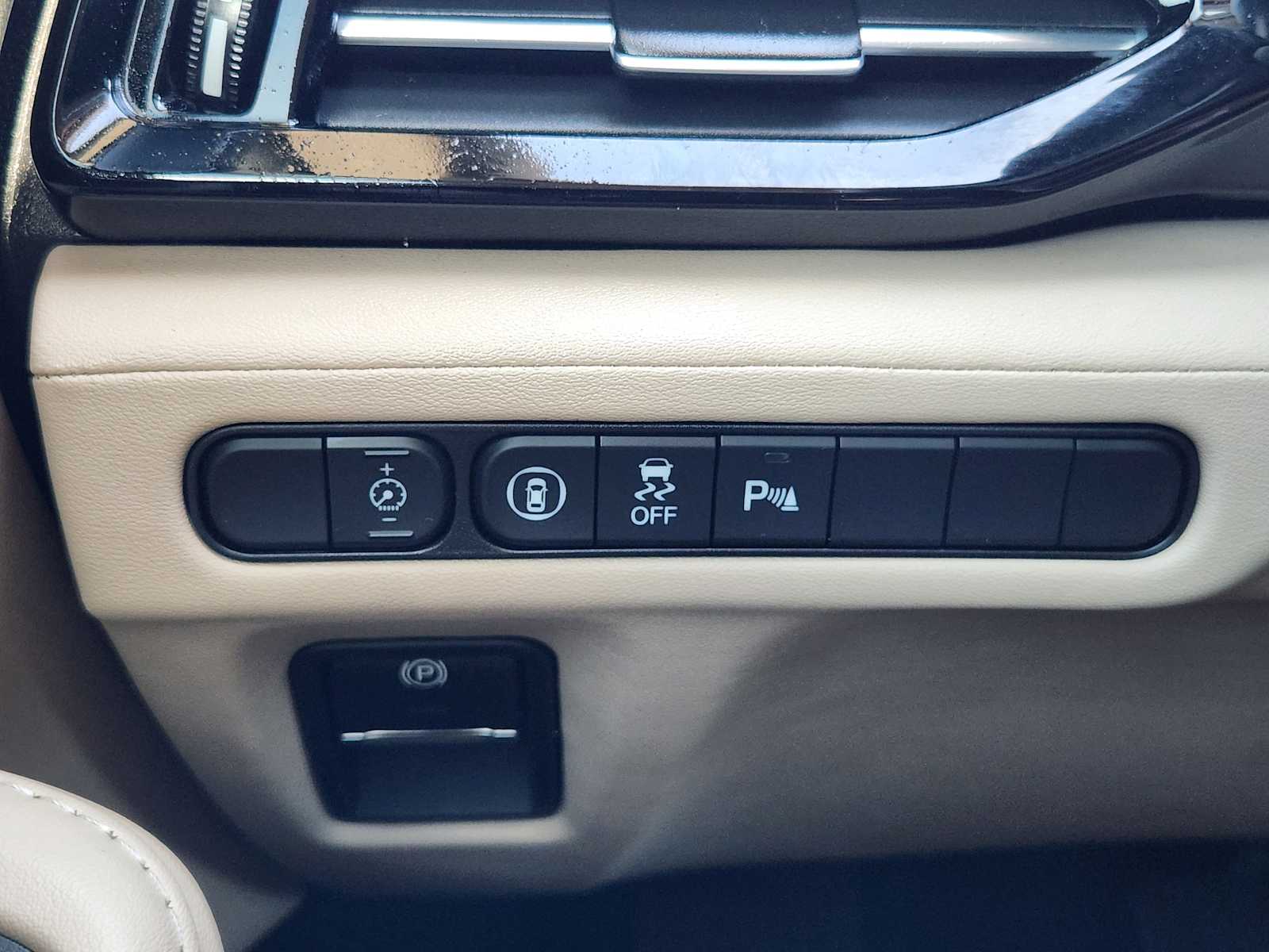 Thumbnail: 2022 Acura MDX - 21