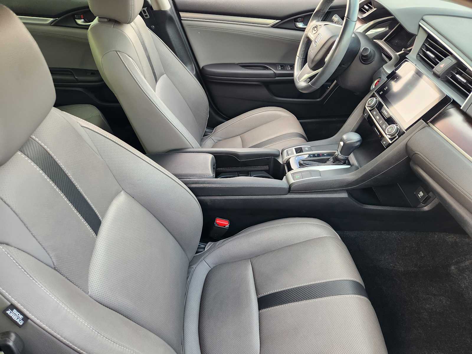 Thumbnail: 2016 Honda Civic - 14