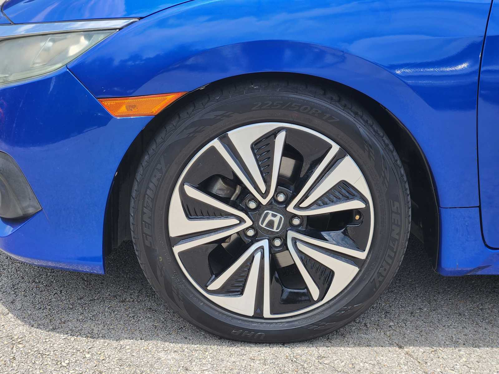 Thumbnail: 2016 Honda Civic - 9