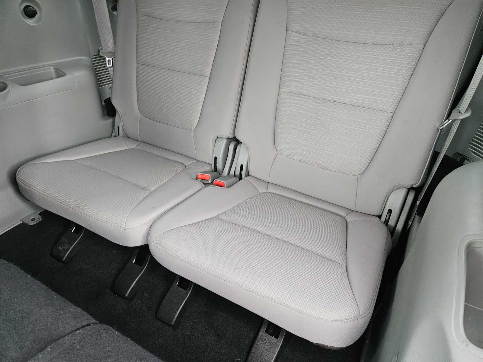 Thumbnail: 2015 Kia Sorento - 29