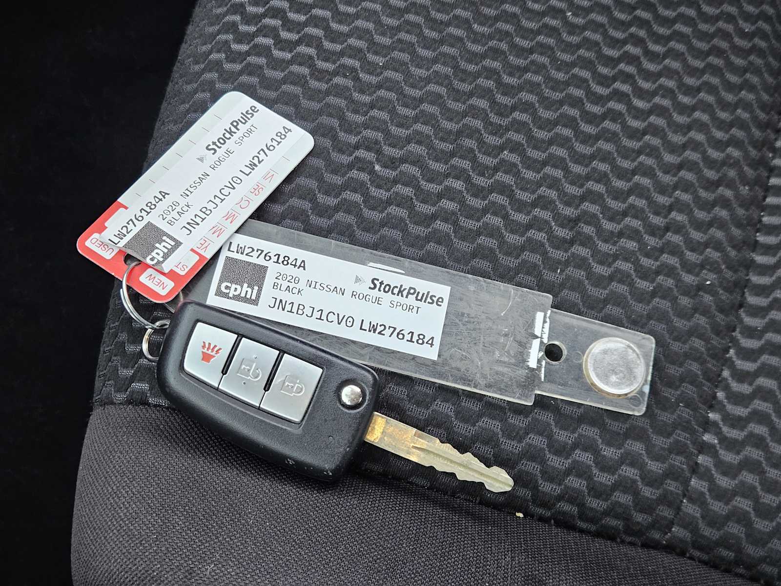 Thumbnail: 2020 Nissan Rogue Sport - 31