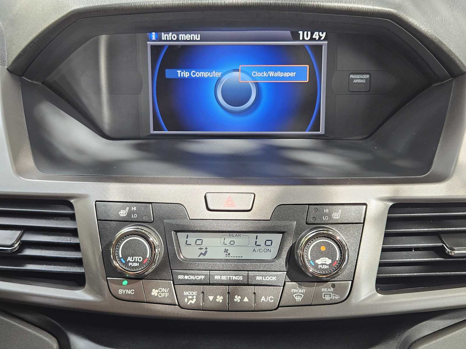 2016 Honda Odyssey EX-L - Photo 17