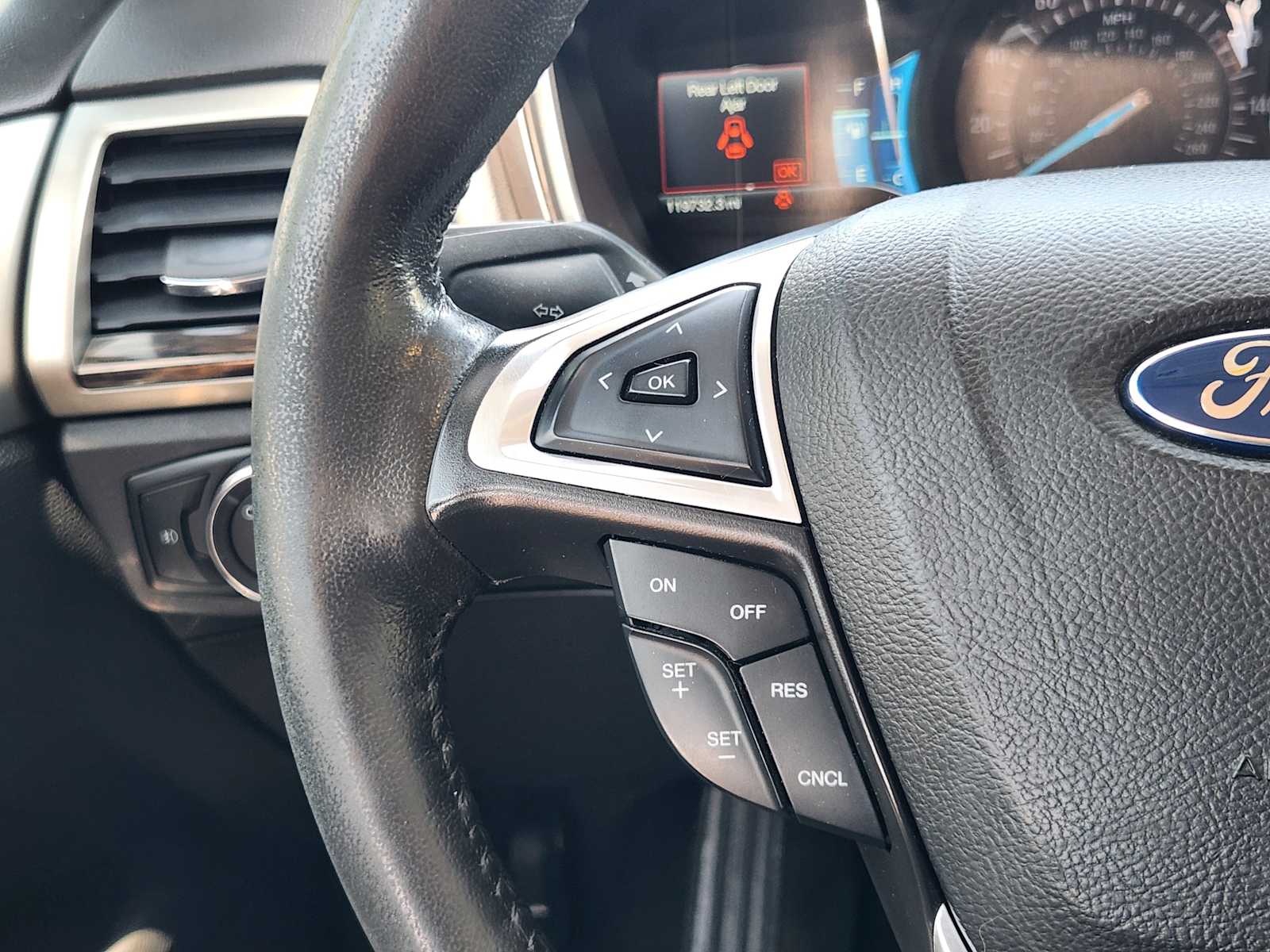 Thumbnail: 2014 Ford Fusion - 25