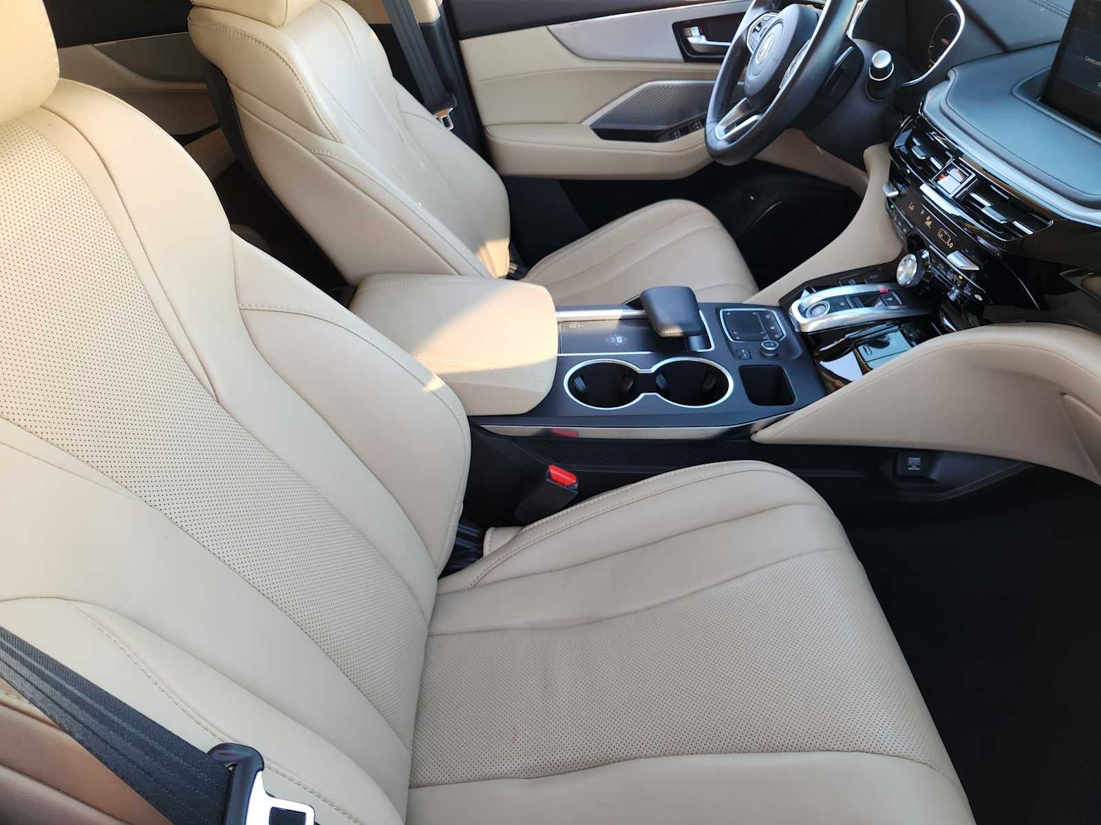 Thumbnail: 2022 Acura MDX - 13