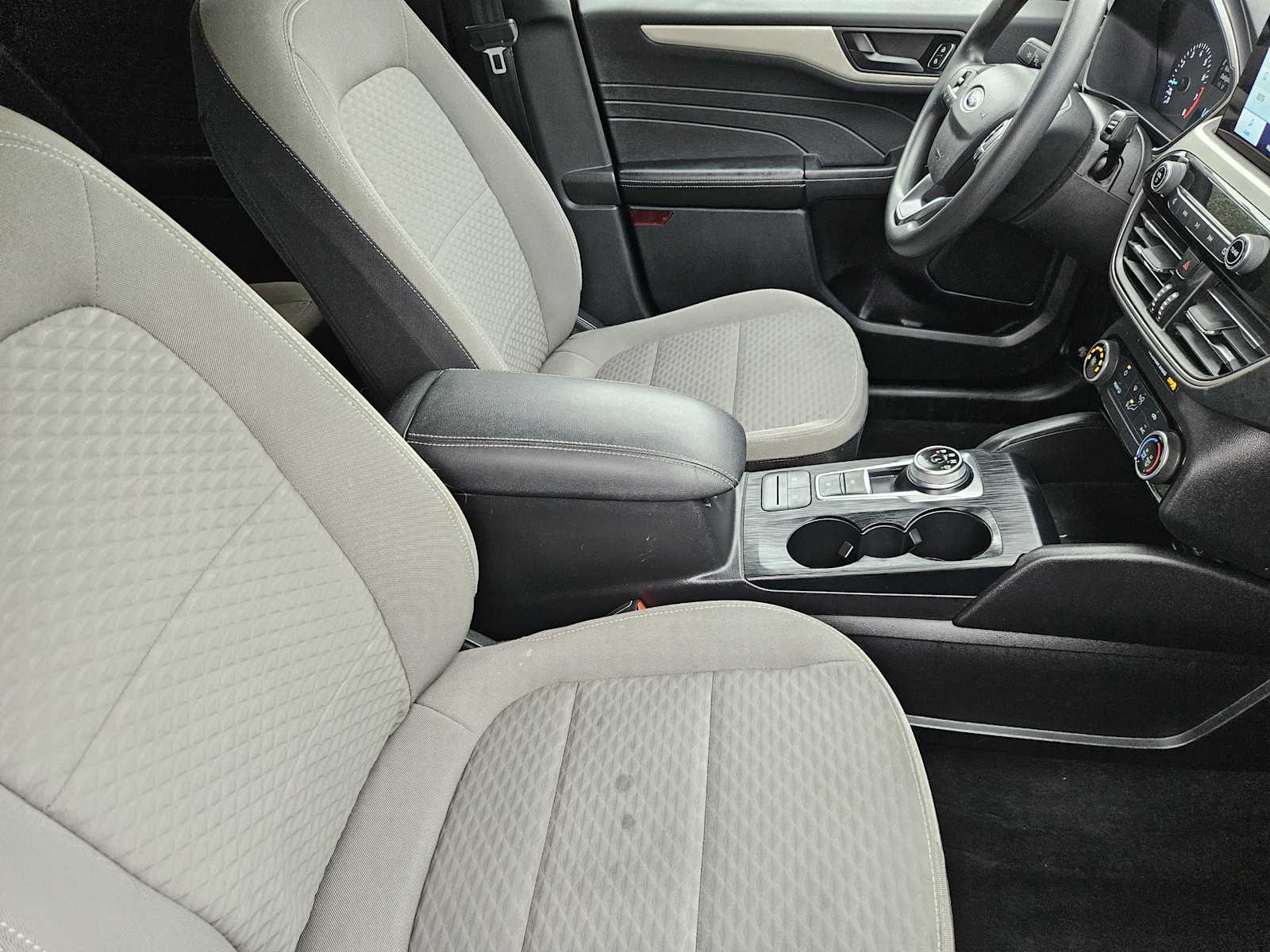 Thumbnail: 2022 Ford Escape - 14