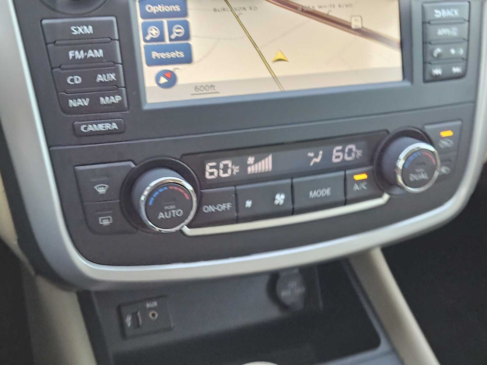 Thumbnail: 2016 Nissan Altima - 19