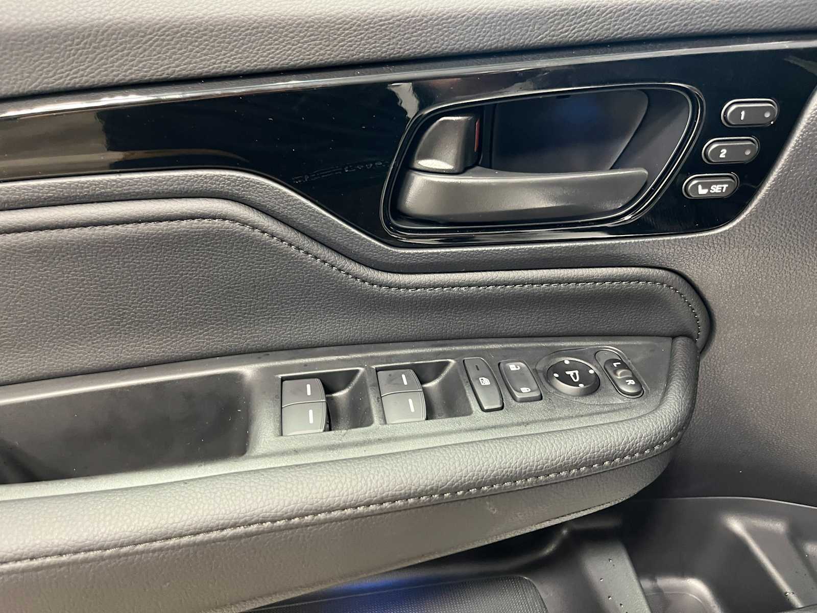 Thumbnail: 2026 Honda Odyssey - 13