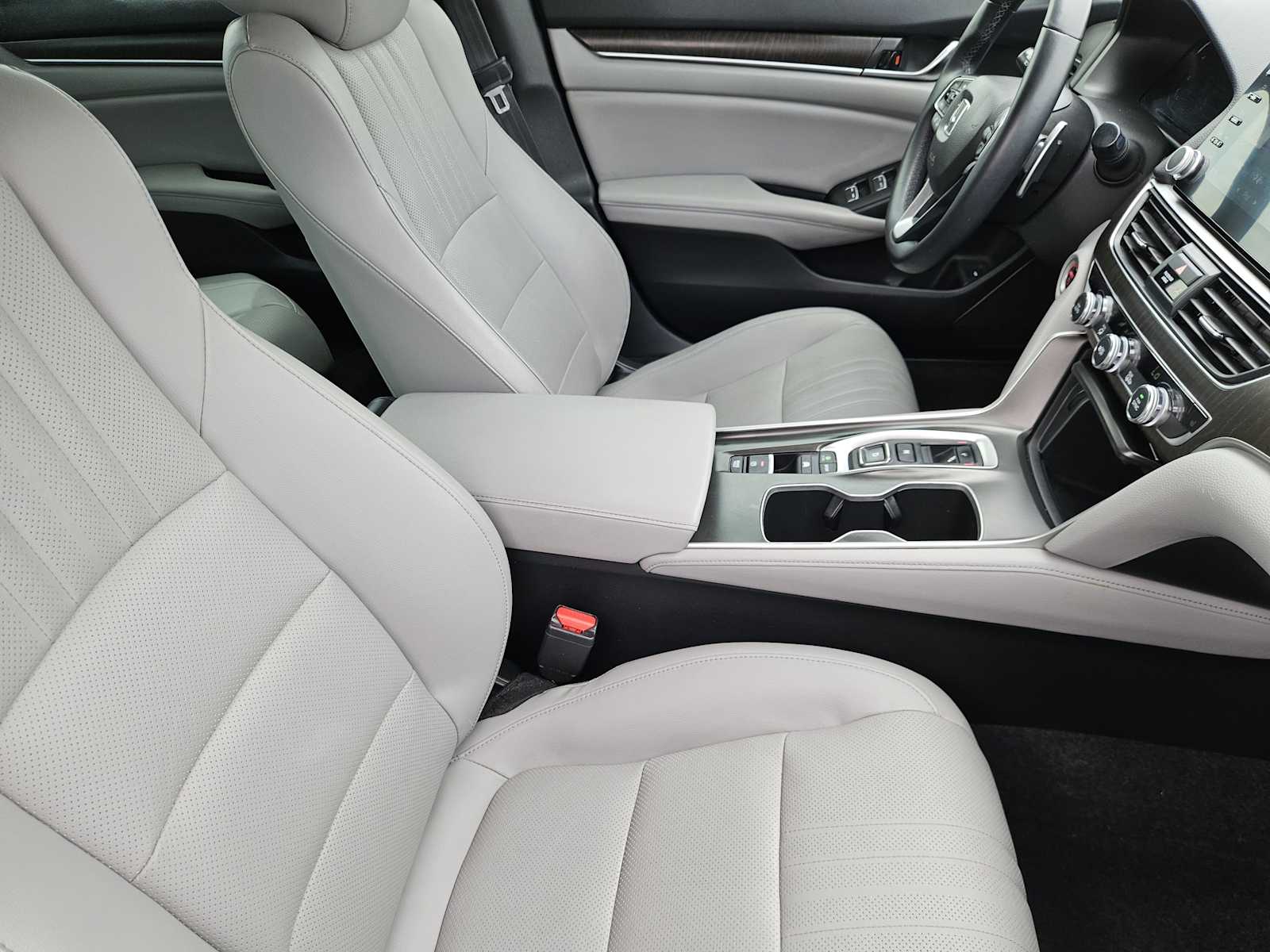 Thumbnail: 2018 Honda Accord - 14