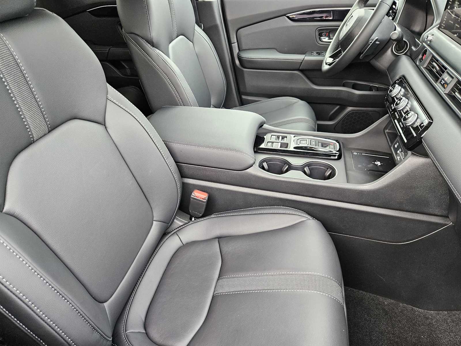 Thumbnail: 2026 Honda Pilot - 12