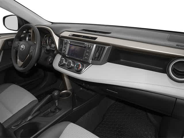 2014 Toyota RAV4 LE 21