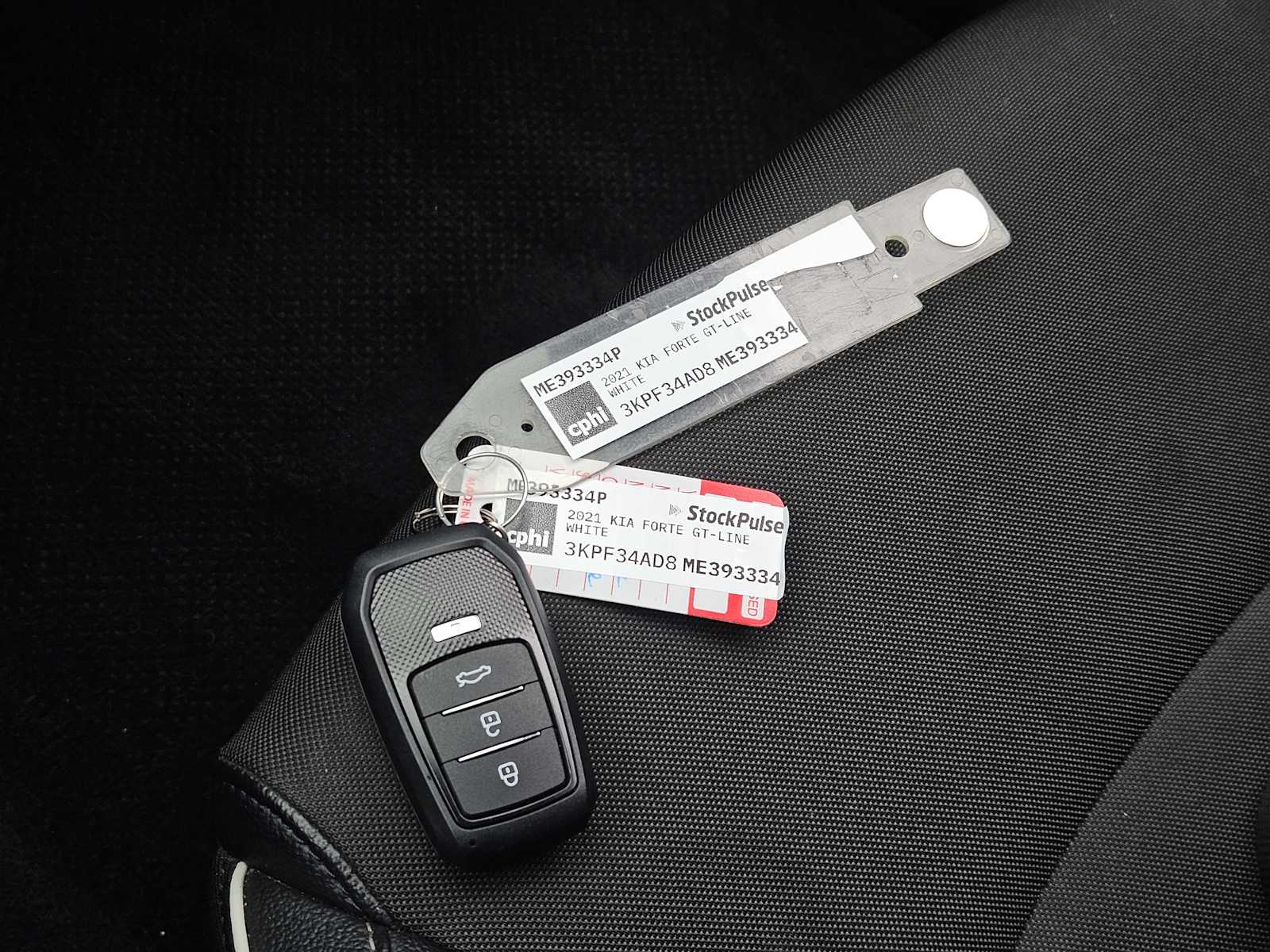 Thumbnail: 2021 Kia Forte - 33