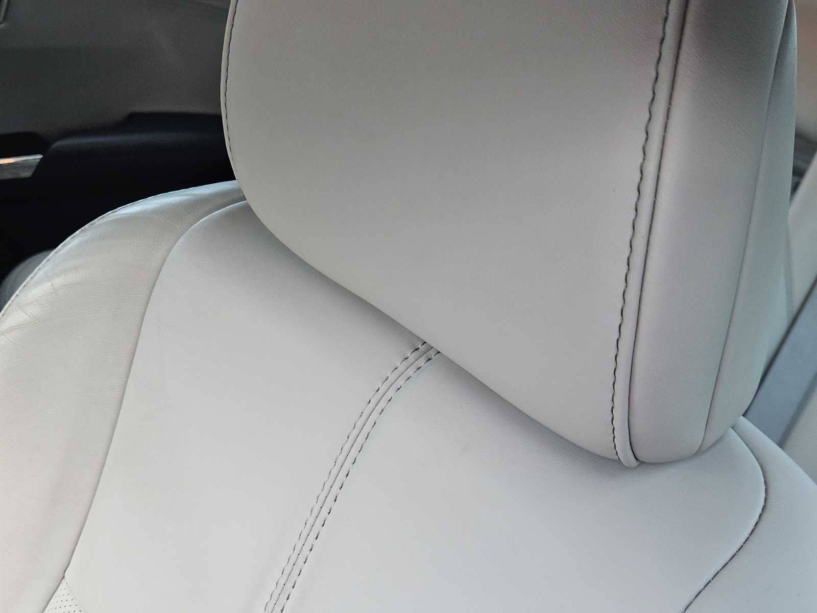 Thumbnail: 2018 Toyota Avalon - 15