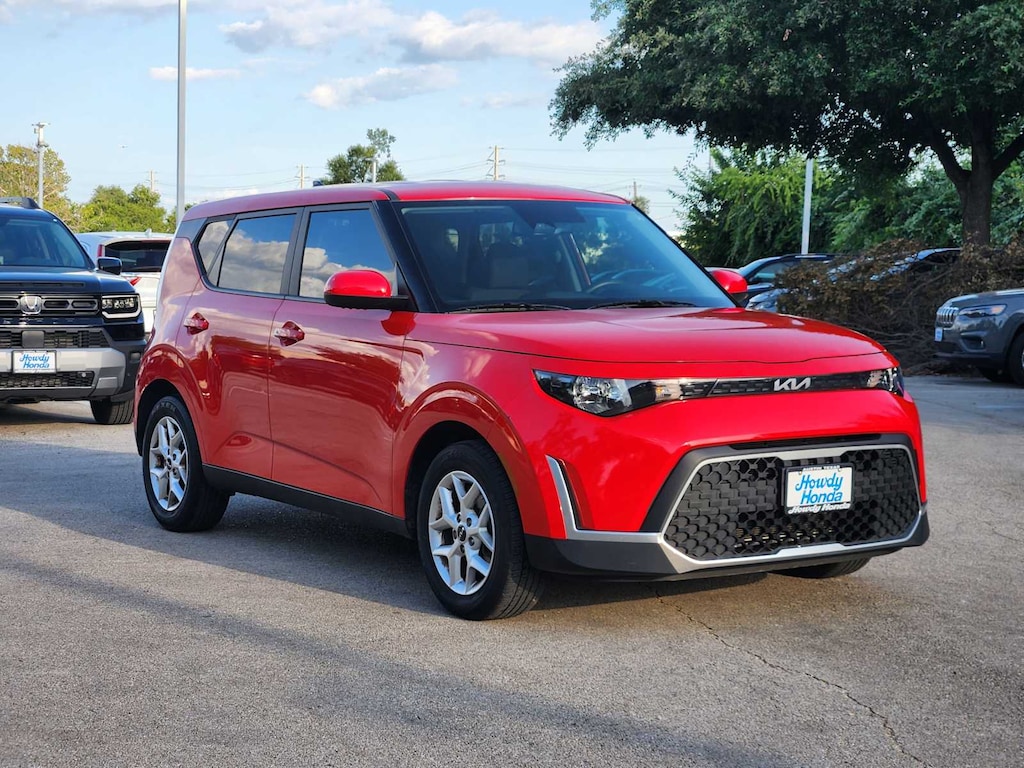 Used 2023 Kia Soul S Hatchback