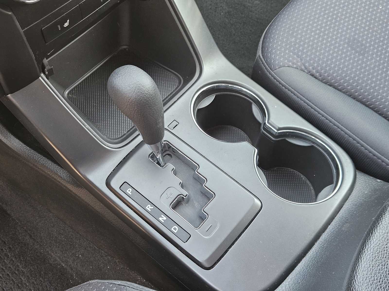 Thumbnail: 2011 Kia Sorento - 17