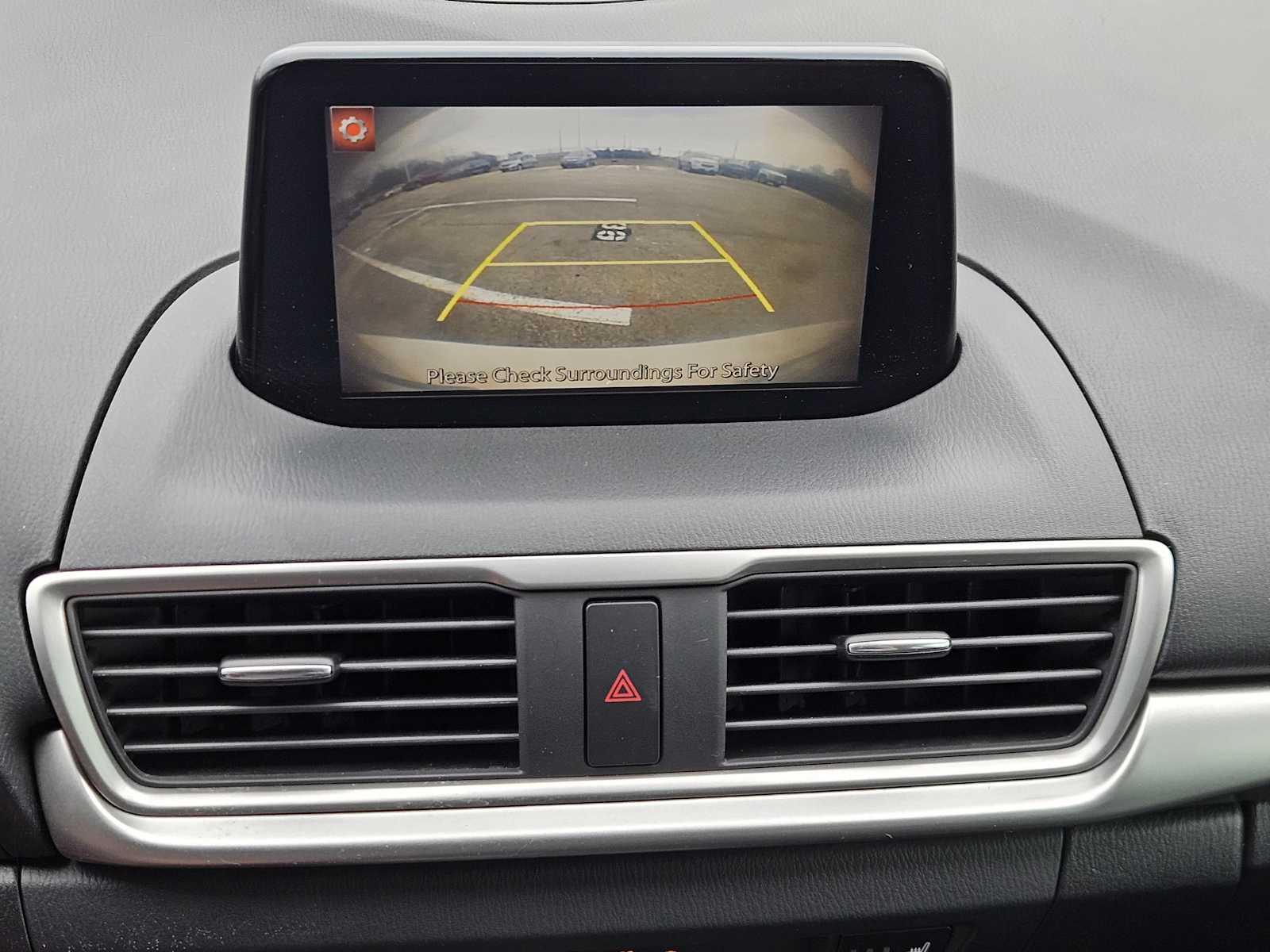 Thumbnail: 2018 Mazda Mazda3 - 18