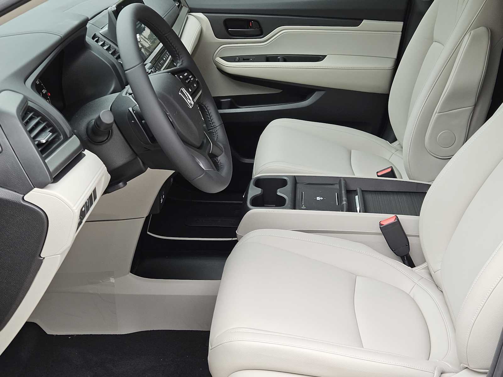 Thumbnail: 2026 Honda Odyssey - 12