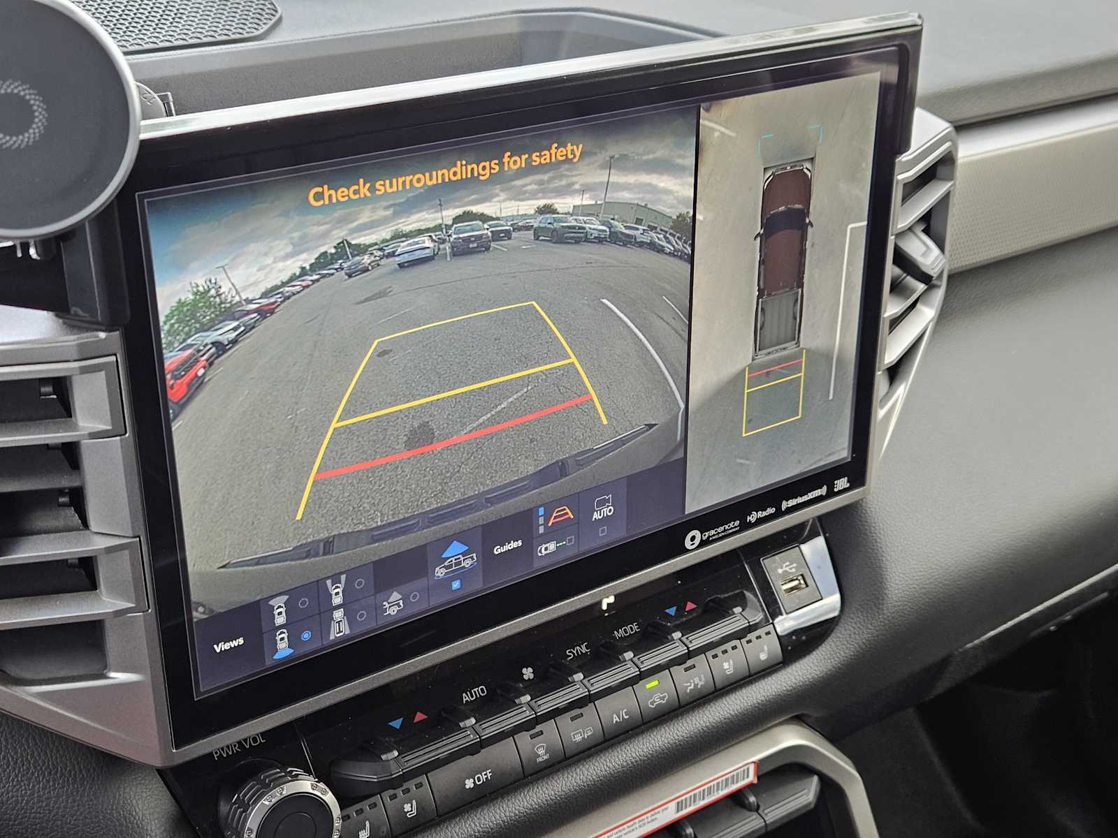 Thumbnail: 2022 Toyota Tundra - 18