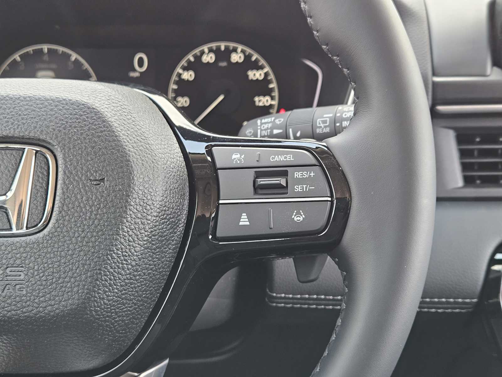 Thumbnail: 2025 Honda Pilot - 23