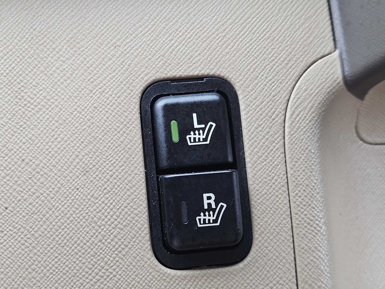 Thumbnail: 2006 Honda CR-V - 19