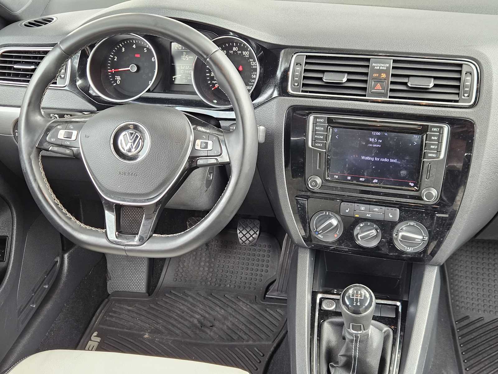 Thumbnail: 2016 Volkswagen Jetta - 25