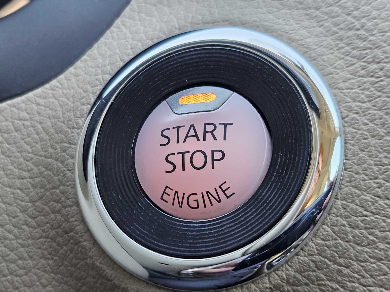 Thumbnail: 2016 Nissan Altima - 21