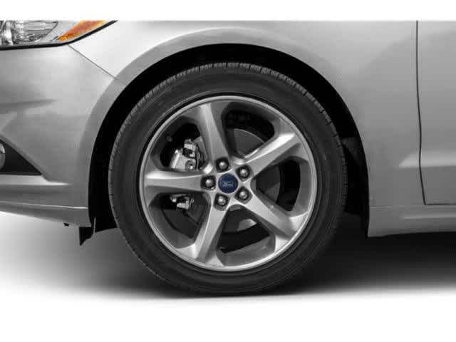 Thumbnail: 2015 Ford Fusion - 14