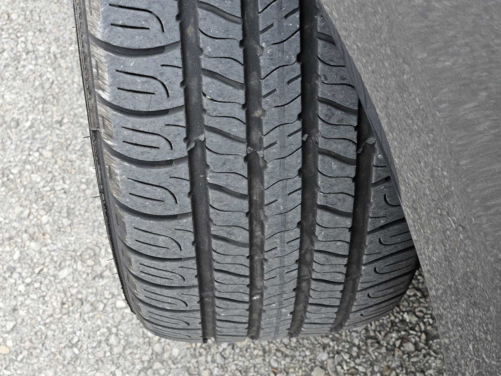 Thumbnail: 2012 Toyota Camry - 10