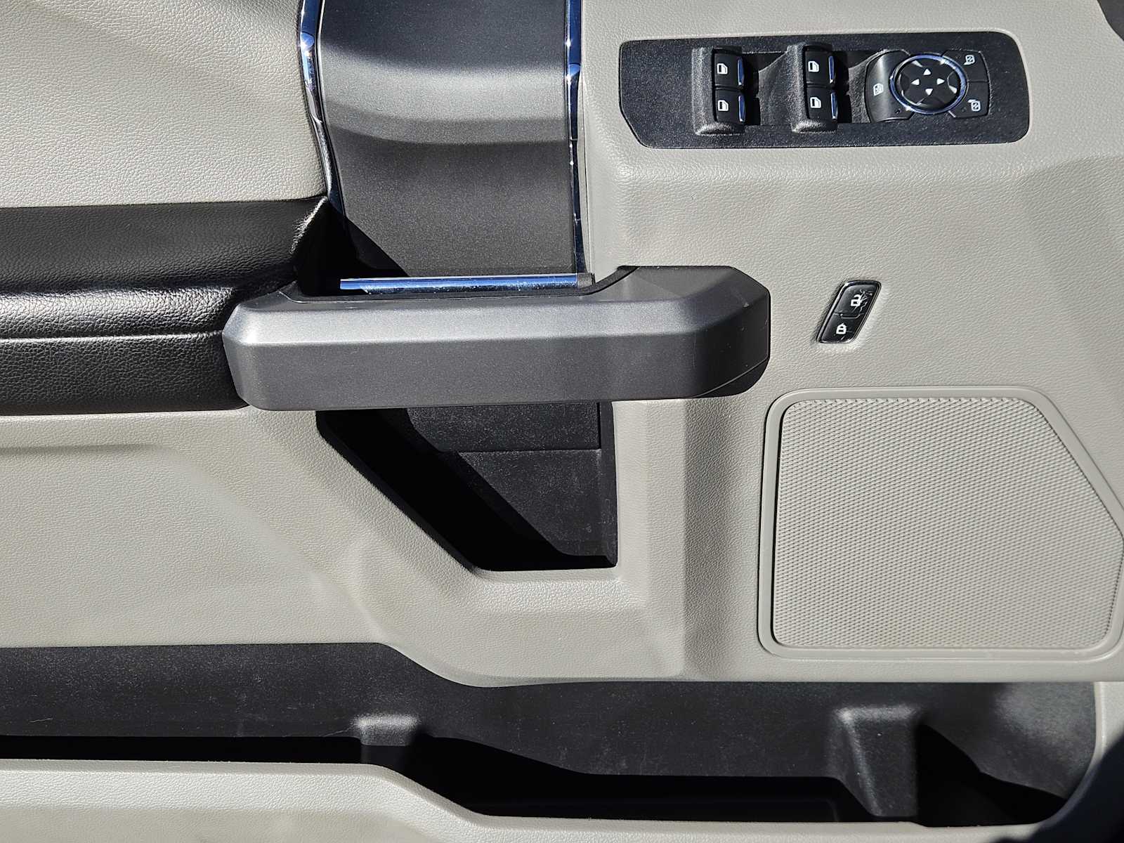 Thumbnail: 2018 Ford F-150 - 22