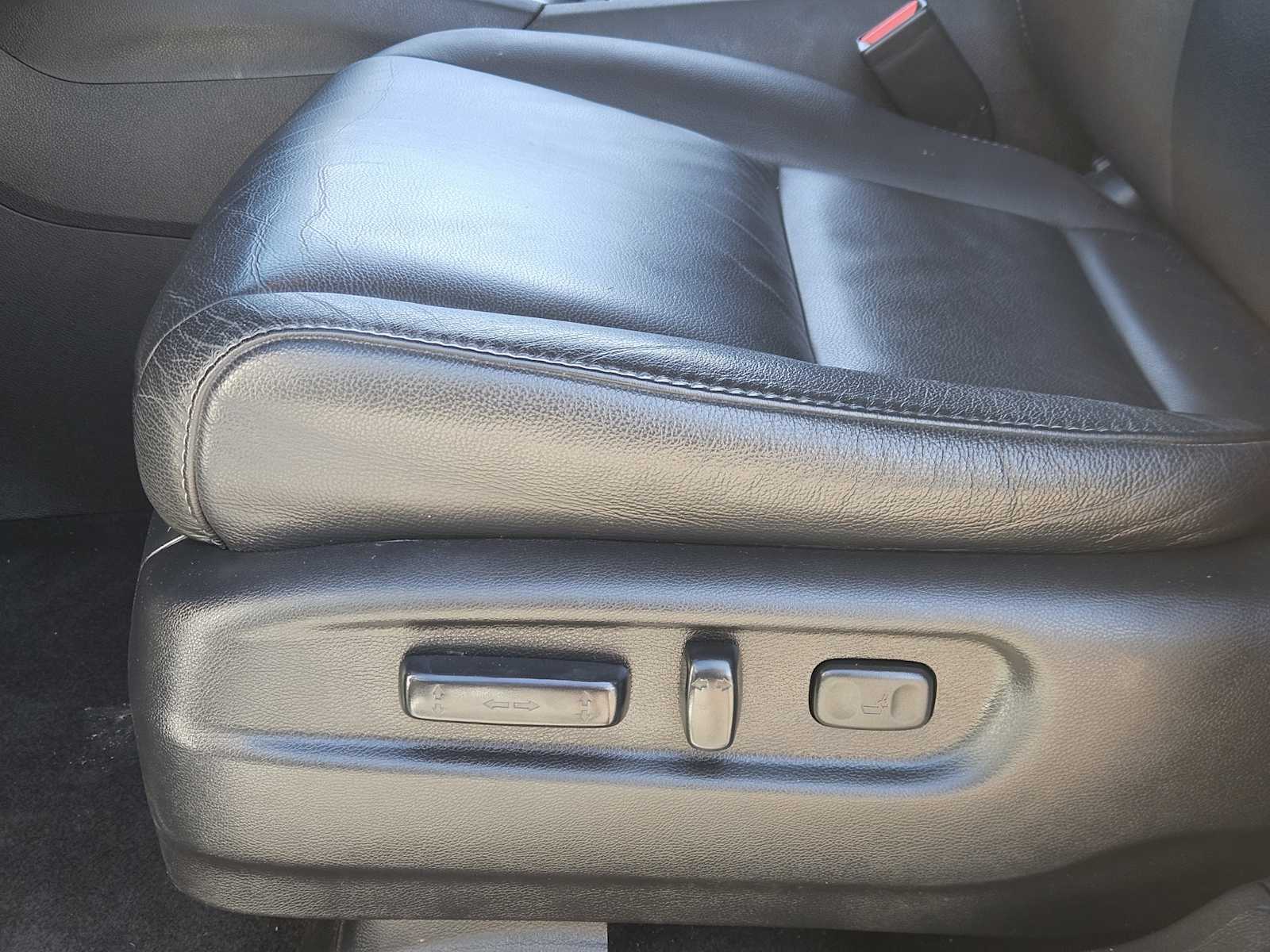 Thumbnail: 2022 Honda Pilot - 24