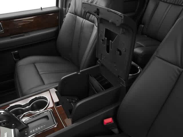 Thumbnail: 2017 Lincoln Navigator - 18