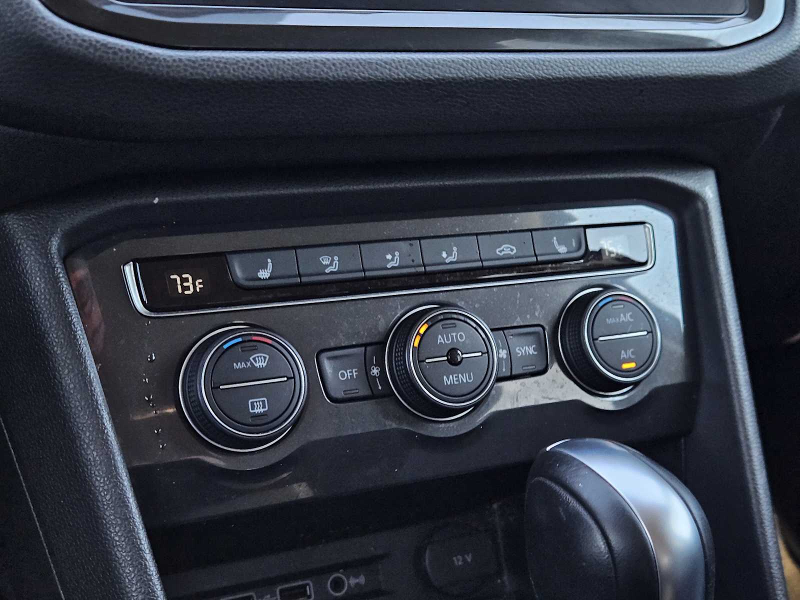 Thumbnail: 2019 Volkswagen Tiguan - 18