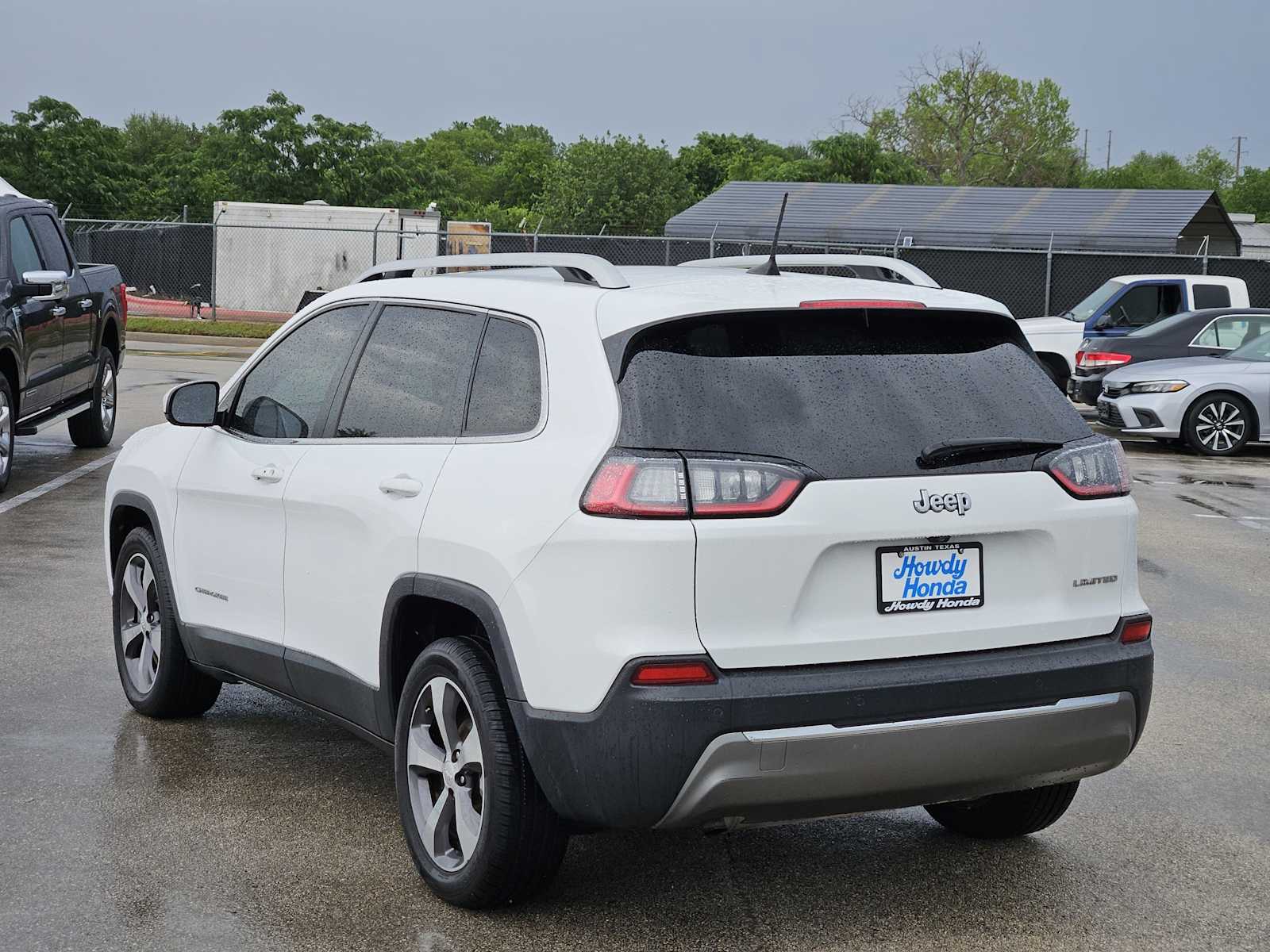 Thumbnail: 2019 Jeep Cherokee - 4