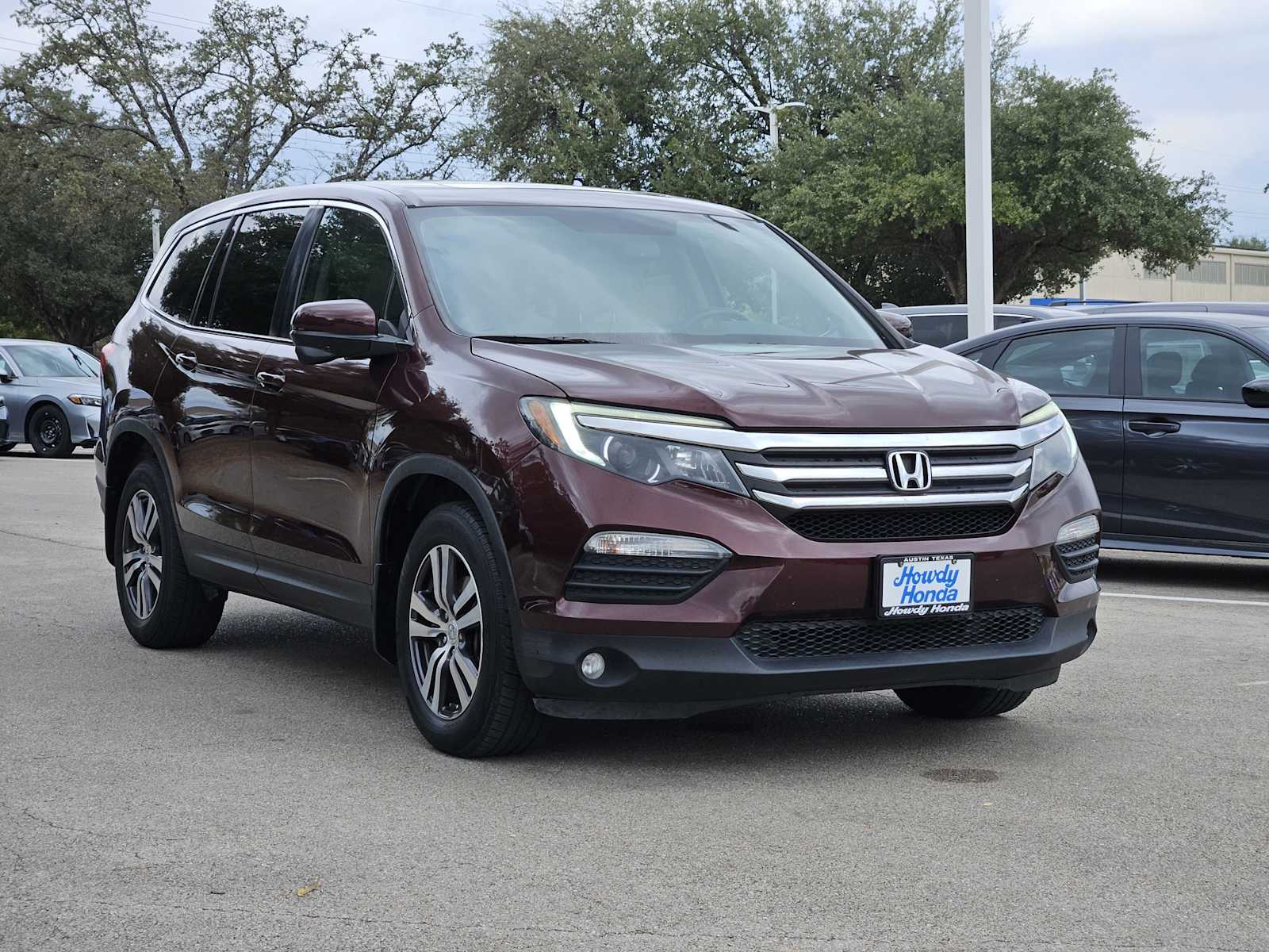 Thumbnail: 2016 Honda Pilot - 3