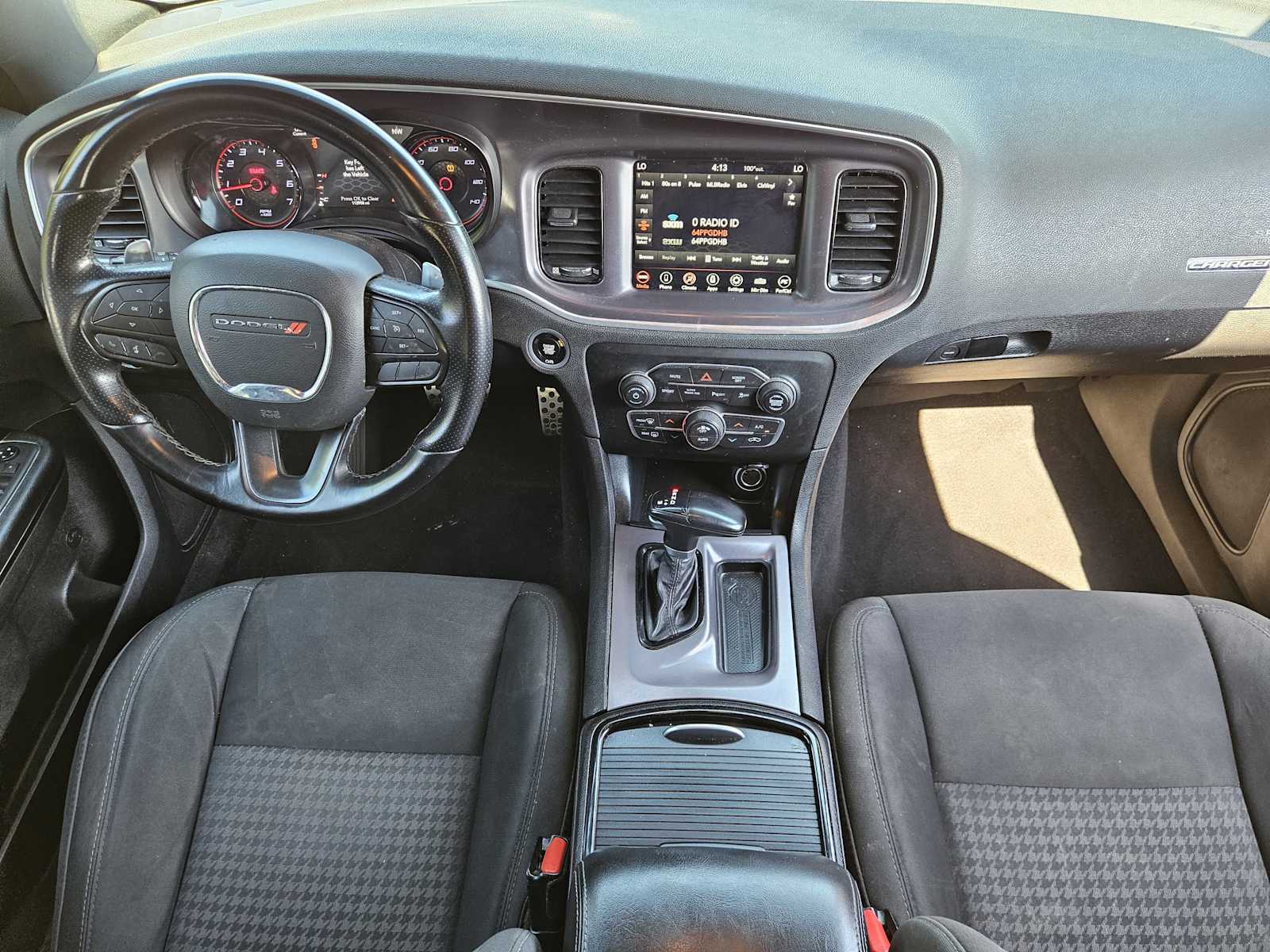 Thumbnail: 2020 Dodge Charger - 25