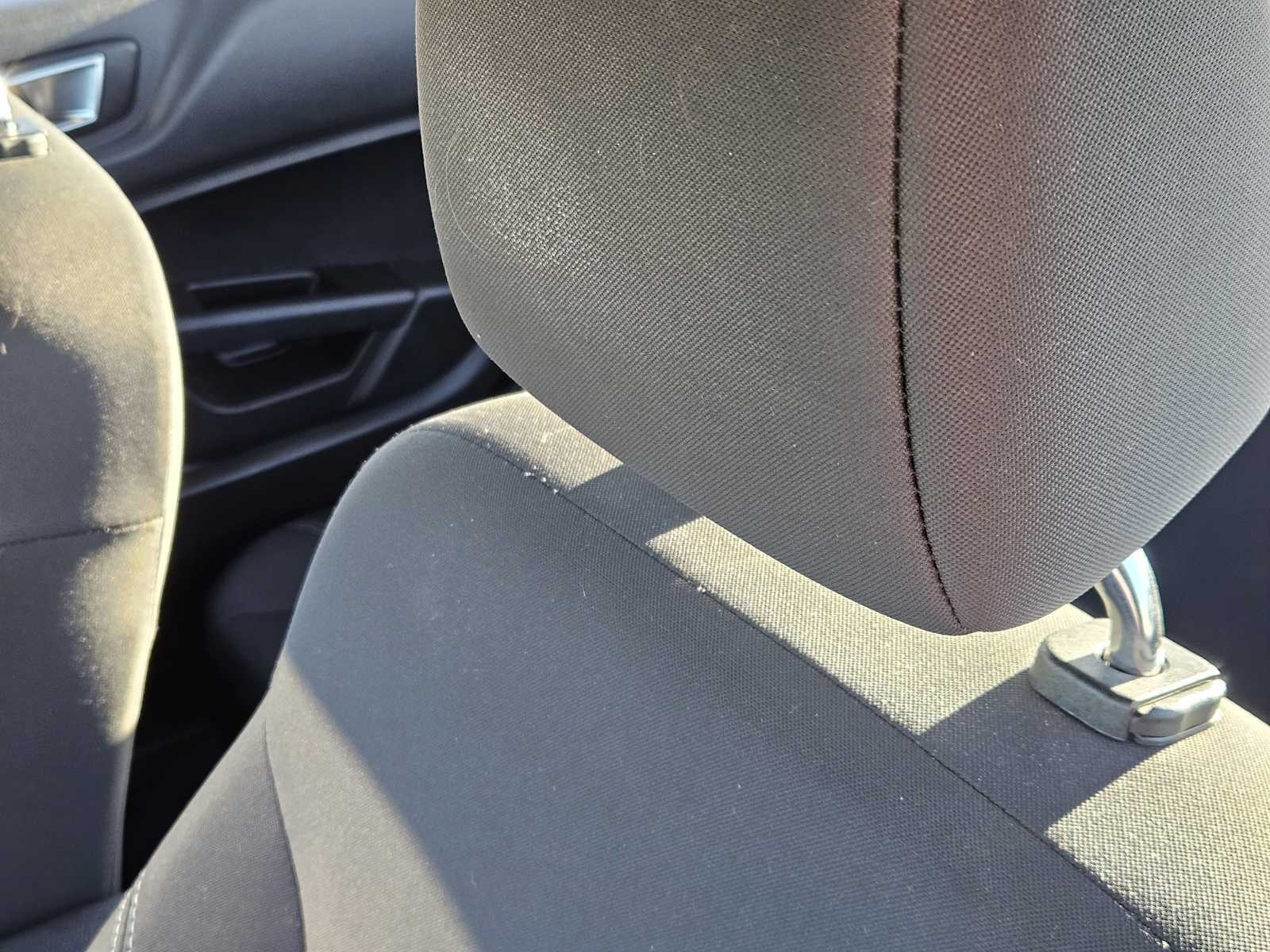 Thumbnail: 2016 Ford Fiesta - 15