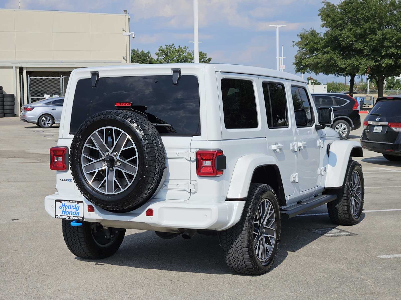 Thumbnail: 2024 Jeep Wrangler - 5