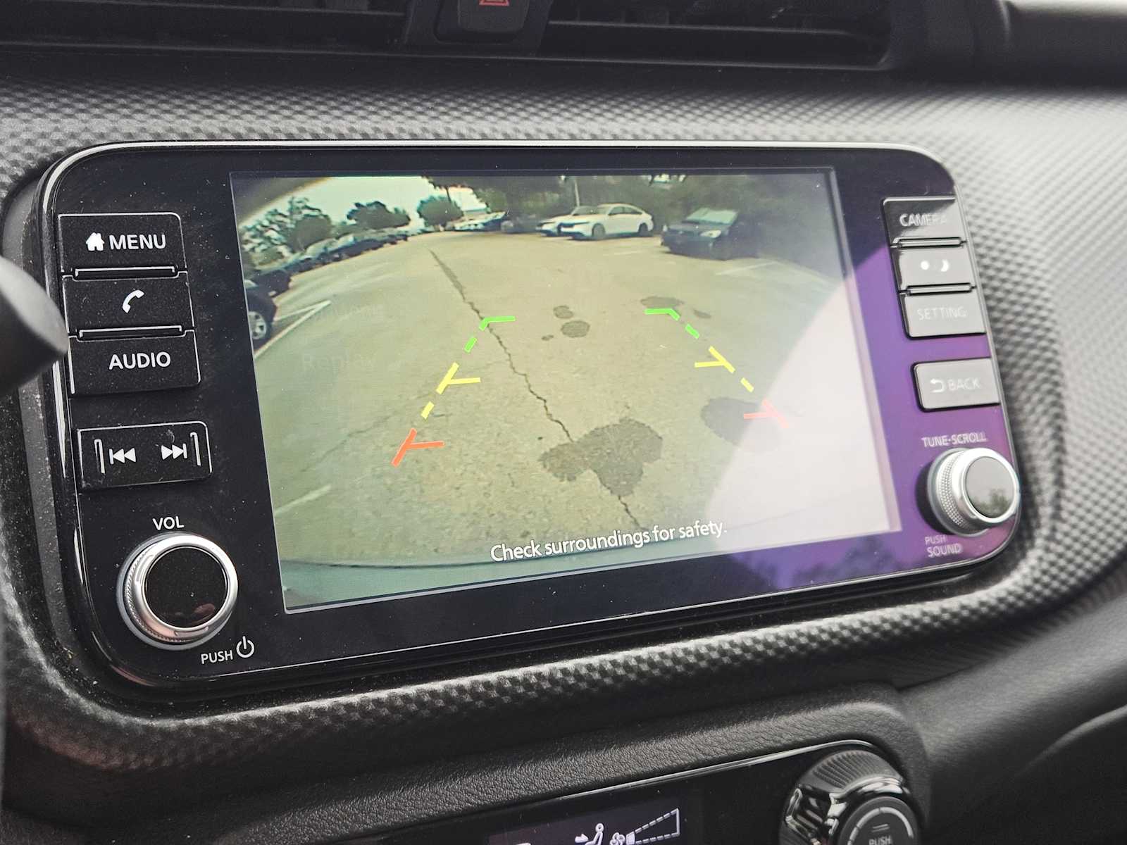 Thumbnail: 2022 Nissan Kicks - 18