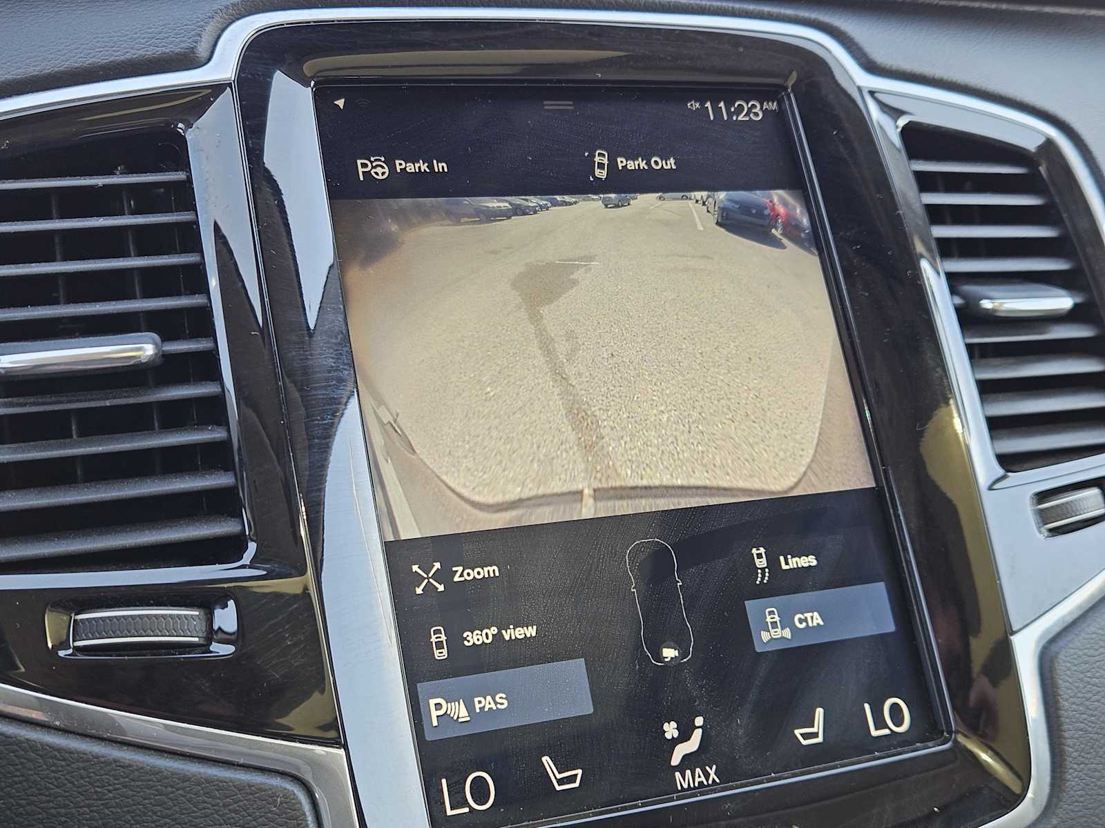 Thumbnail: 2019 Volvo XC90 - 18