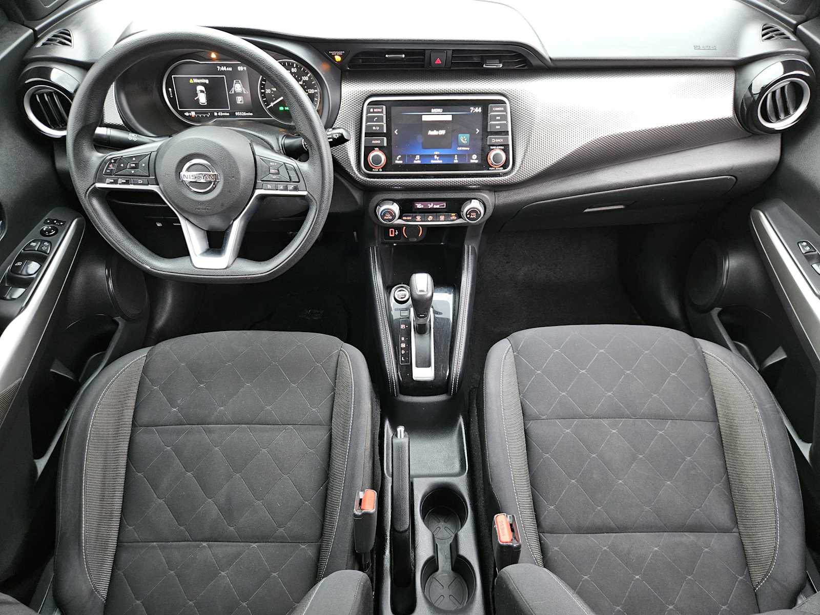 Thumbnail: 2020 Nissan Kicks - 24