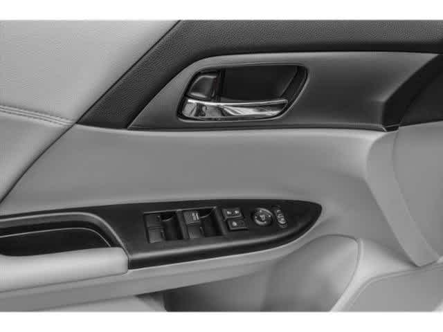 Thumbnail: 2013 Honda Accord - 19