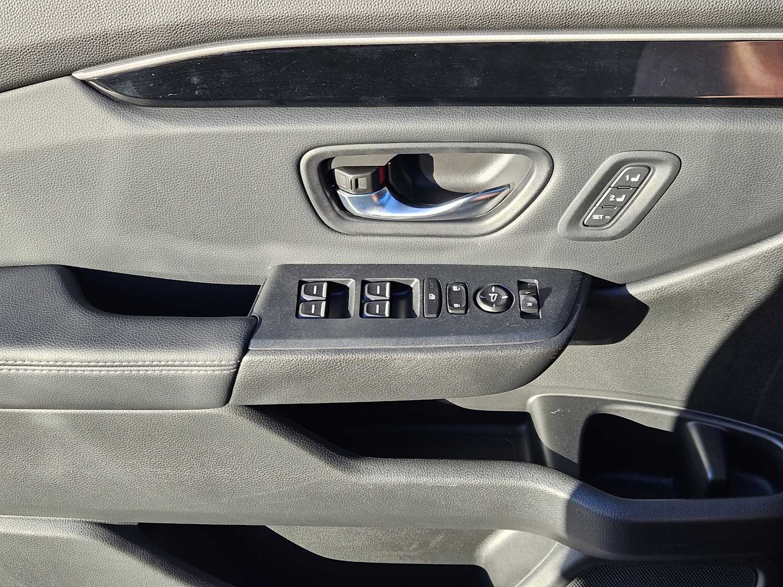 Thumbnail: 2023 Honda Pilot - 21