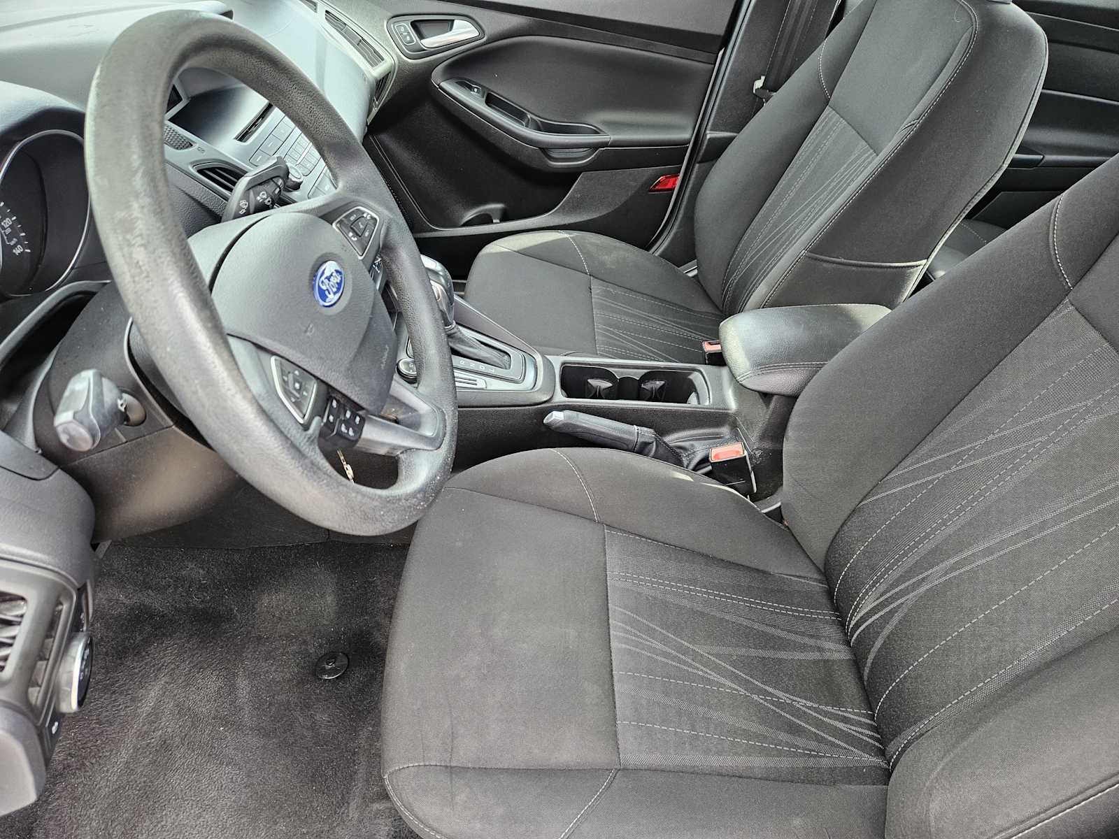 Thumbnail: 2016 Ford Focus - 13