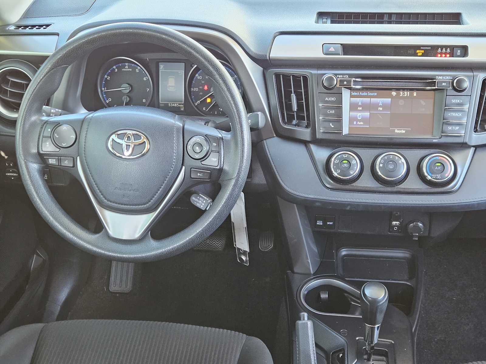 Thumbnail: 2017 Toyota RAV4 - 24